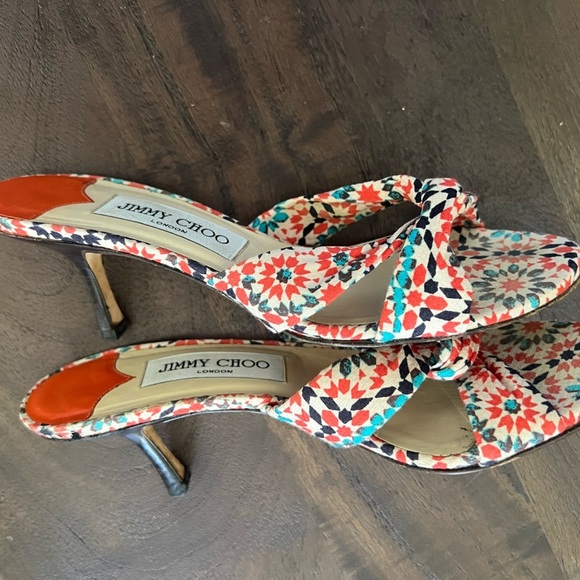 Jimmy Choo London kitten heel sandals. Abstract canvas material and leather - Picture 8 of 10